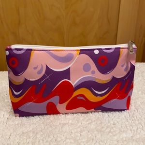 CLINIQUE Cosmetics Bag